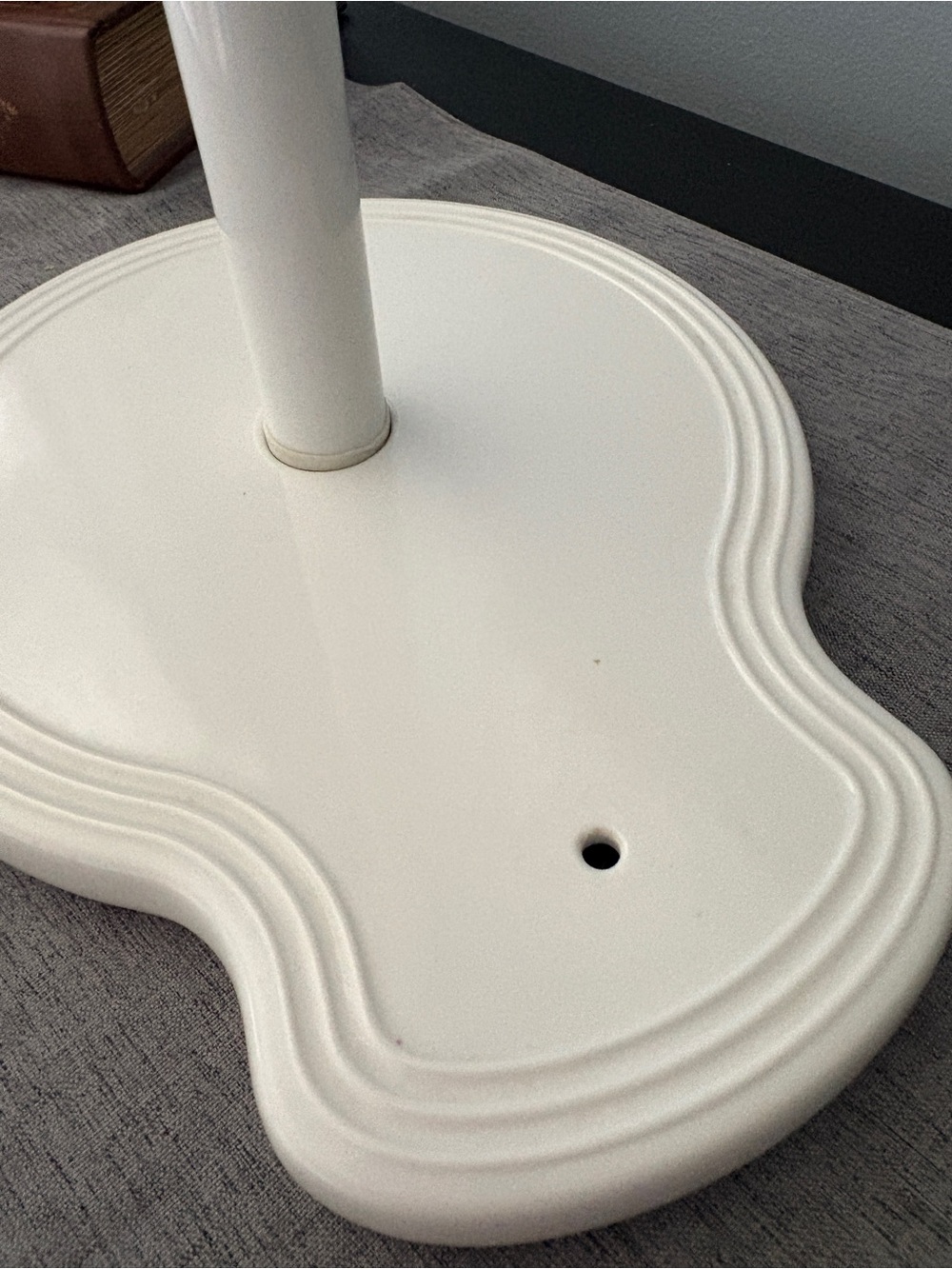 Nora Fleming White Paper Towel Holder - Picture 3 of 4